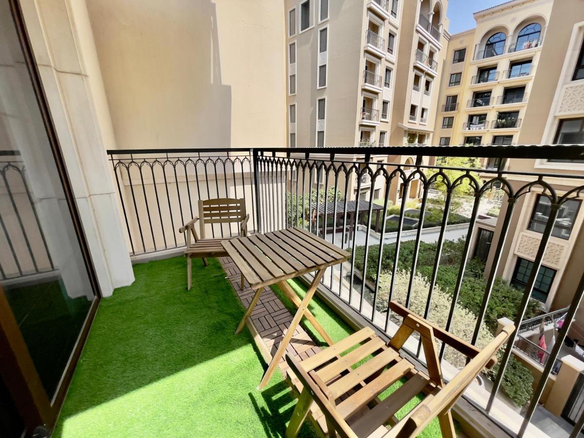Goodwood Suites Homes Vacation Дубай Экстерьер фото