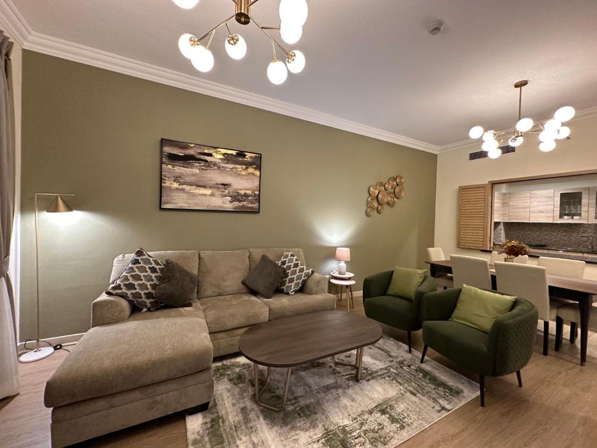 Goodwood Suites Homes Vacation Дубай Экстерьер фото